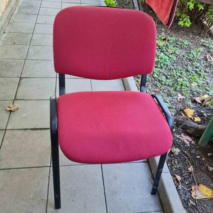 Офис стол посетителски