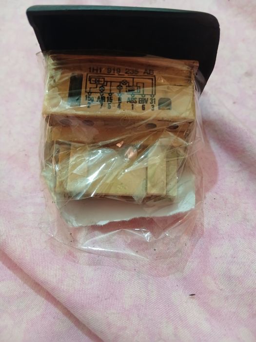 Индикатор ABS Фольксваген Гольф3