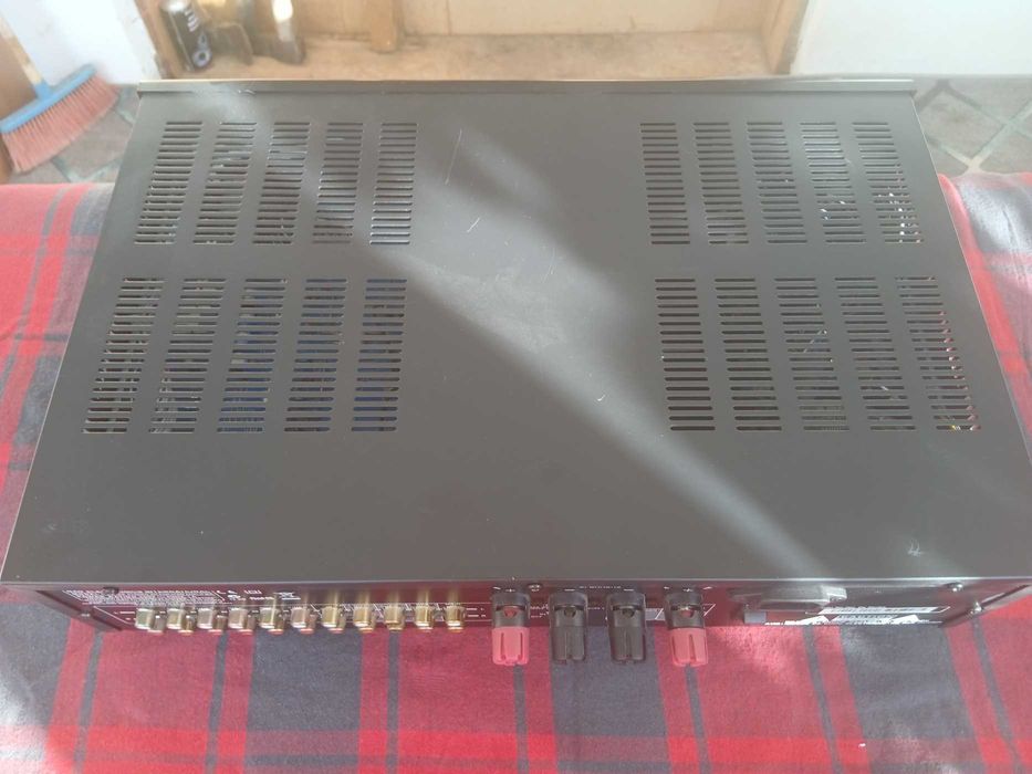 Amplificator - preamplificator NAD C326BEE ca nou!