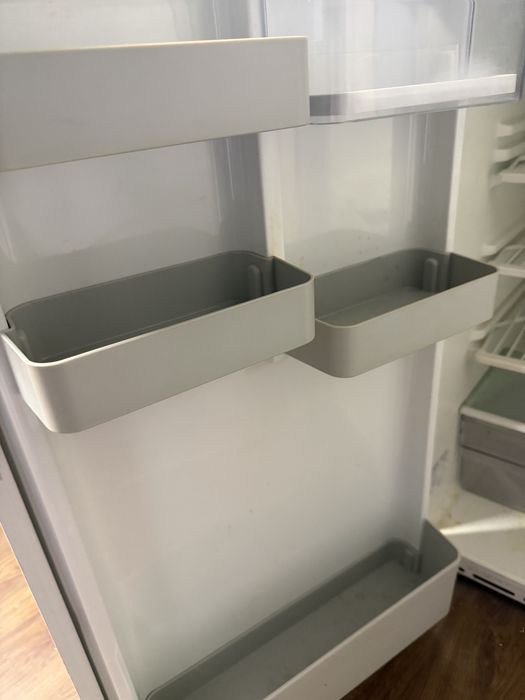 Хладилник   bosch