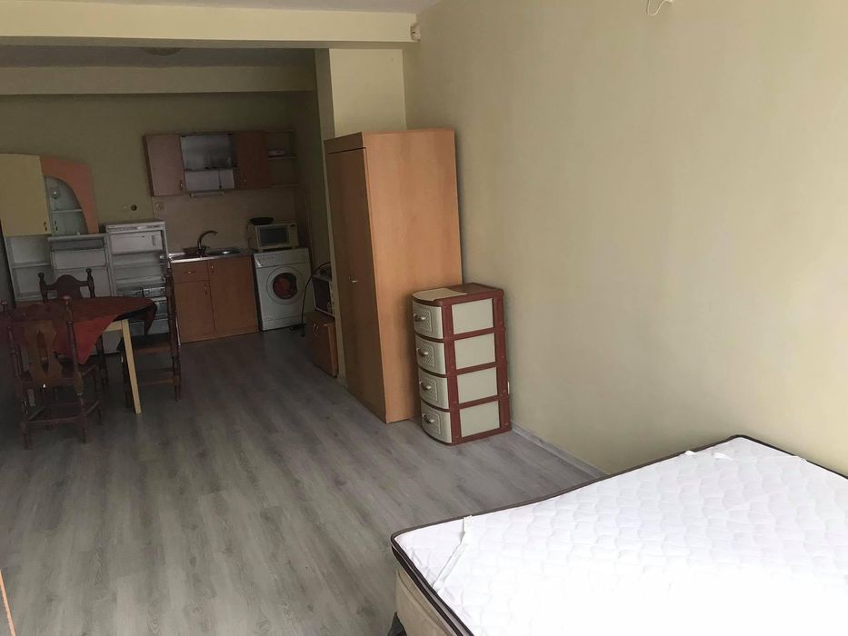 Дава се под наем Едностаен апартамент в София, Банишора - 44 кв.м за 497.25 € - Снимка #2