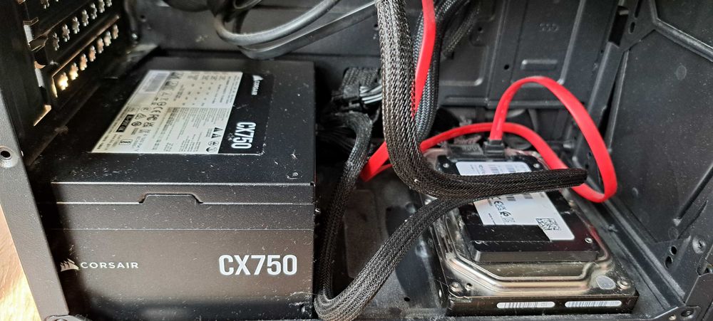 PC Gaming cu RTX4060TI si Ryzen 7 5700x3D