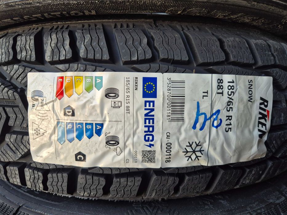 Anvelope de IARNA - 185/65/15 88T - RIKEN Snow - NOI - DOT 2024 !