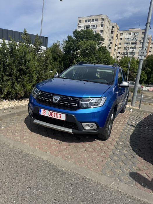 Inchirieri auto  / PRIUS/ Logan /