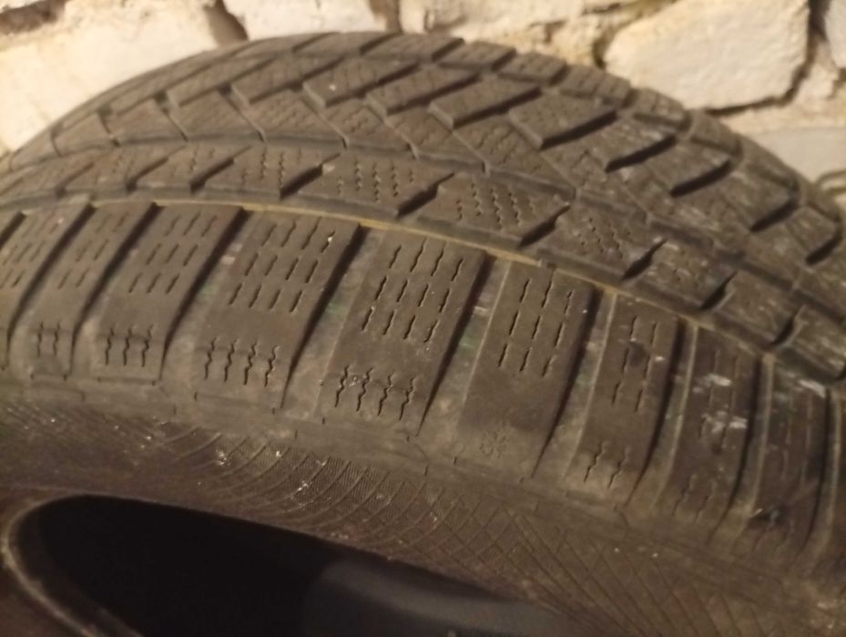 Continental 225/55/17  97H зимни