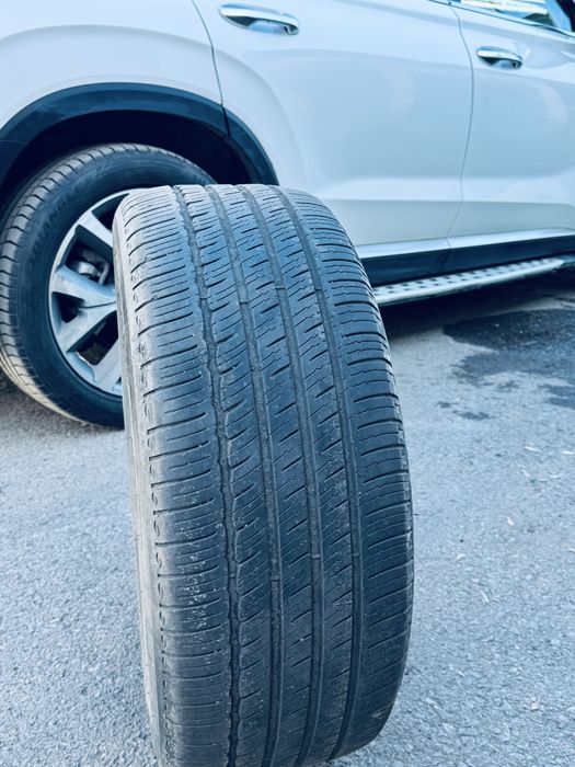 Продается летняя резина 245/50R20 Michelin