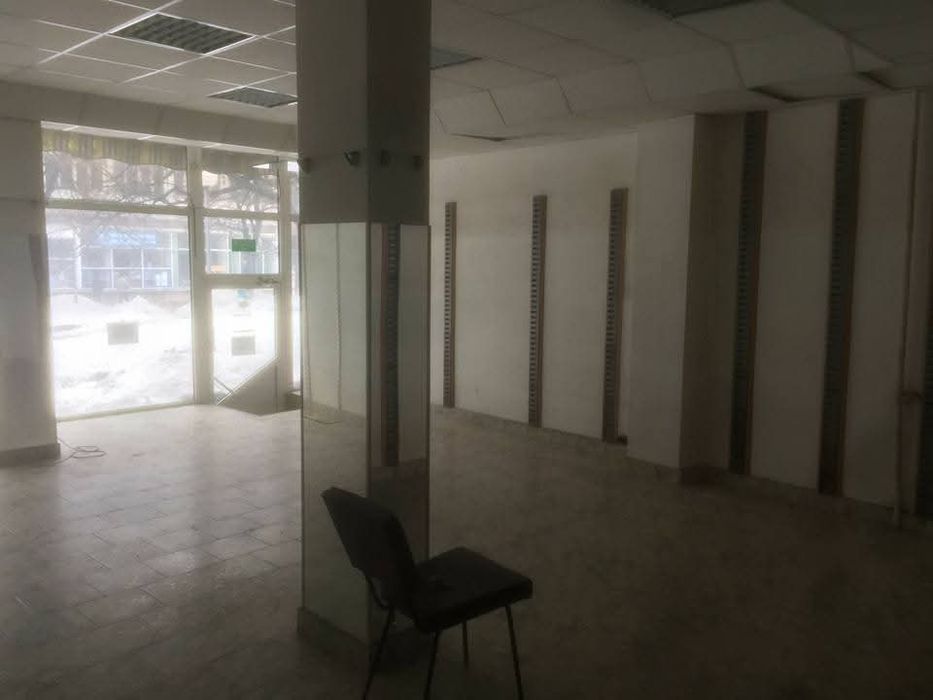 Дава се под наем Магазин в Лом - 70 кв.м за 348.84 € - Снимка #3