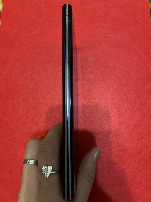 Продам samsung s22 ultra