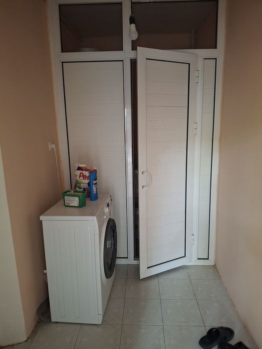 Нарпай центрда уй, ховли сотилади.