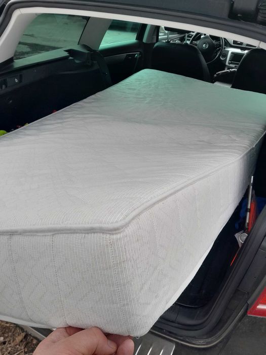 Продавам матрак 200х100 в перфектно състояние.