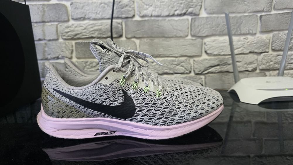 Оригинальные кроссы Nike