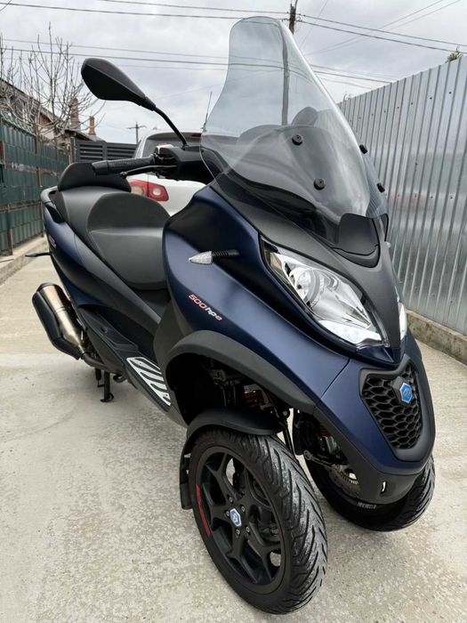 Piaggio MP3 500 HPE Sport Advanced — Ca NOU! Doar 3.500 KM | Permis Cat. B |