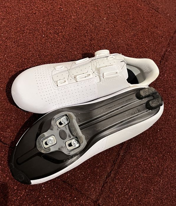 Pantofi ciclism sosea