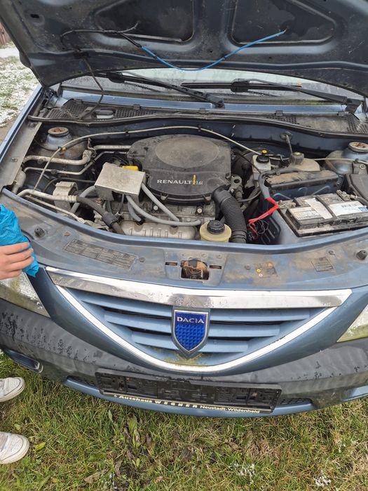 Vând Logan MCV an 2008