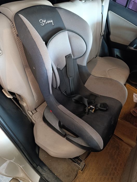 Детское автокресло.