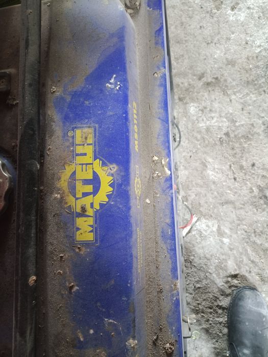 Продам бензиновый генератор