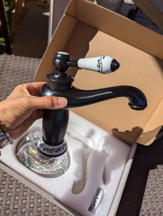 Смесител за мивка