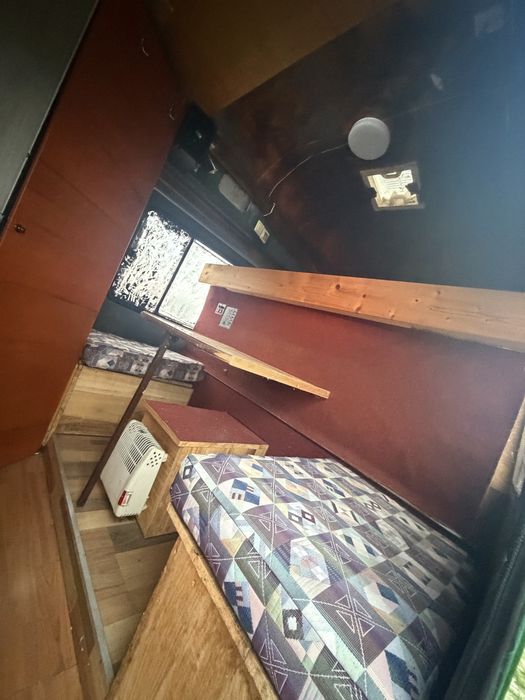 Vînd rulota anul 2012