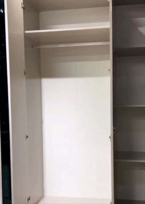Спальный гарнитур сатылады