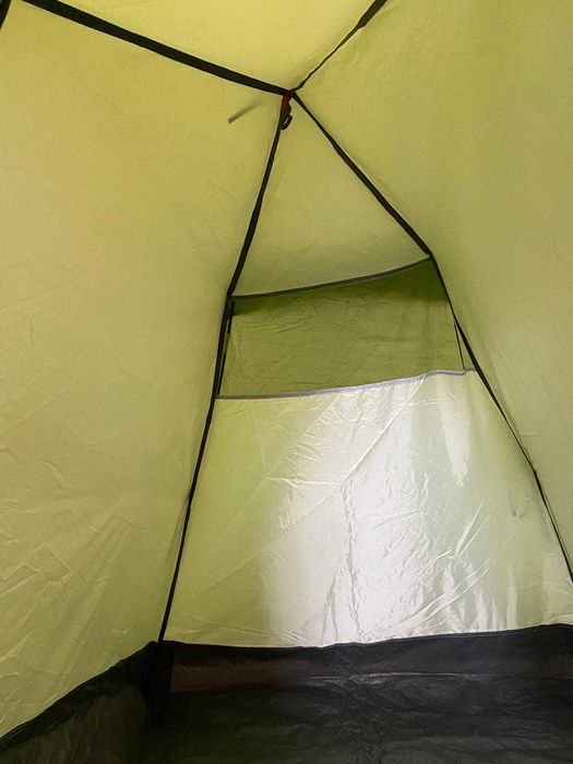 Cort de doua persoane