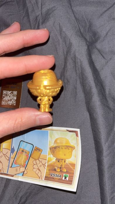 Figurina ultra-rară Golden Monkey D. Luffy