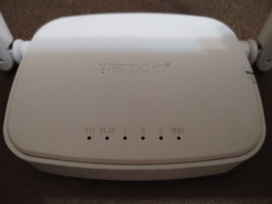 Wi-Fi  Роутер Tenda модель  N301.