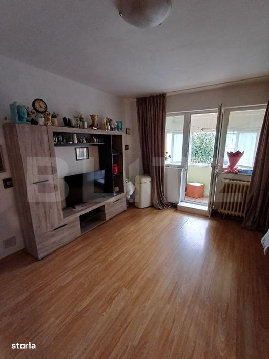 Apartament 3 camere, 52 mp, zona Micro 3