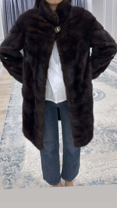 Продаю шубу норковую