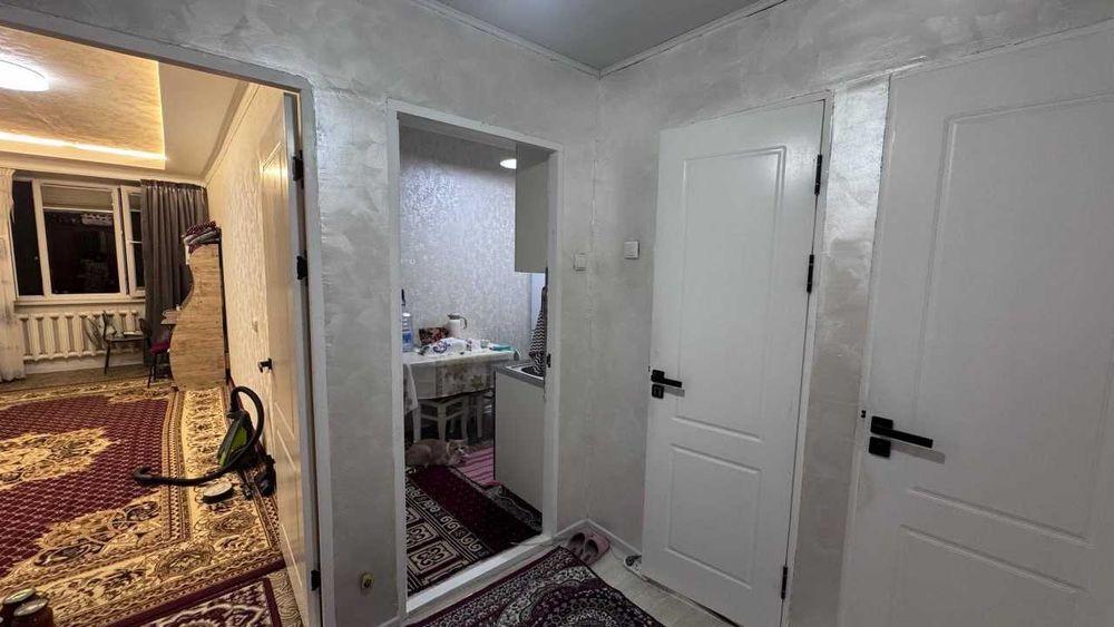 Ц14, 2/2/9, 43 м2, ул.Навои 50 метров