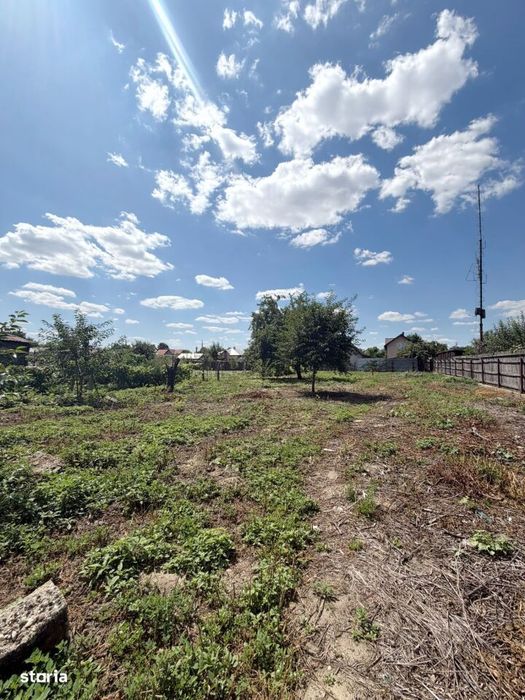 Teren 1593 Mp. - Str. Ac. Serban Cioculescu - Gaesti