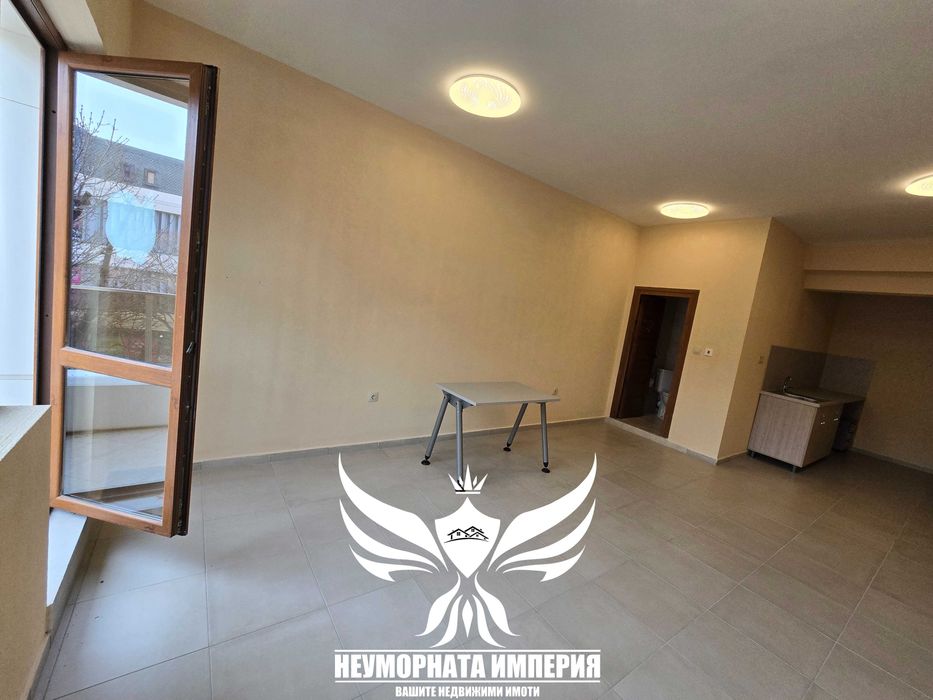 Дава се под наем Офис в Асеновград - 107 кв.м за 615 € - Снимка #21