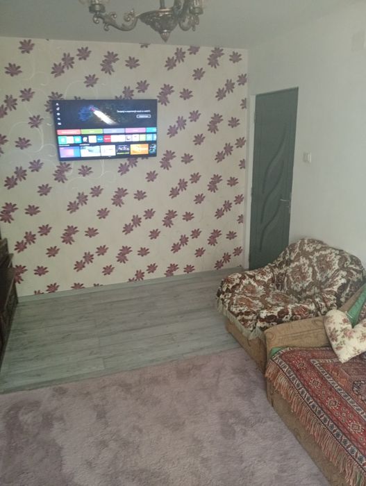 Închiriez apartament