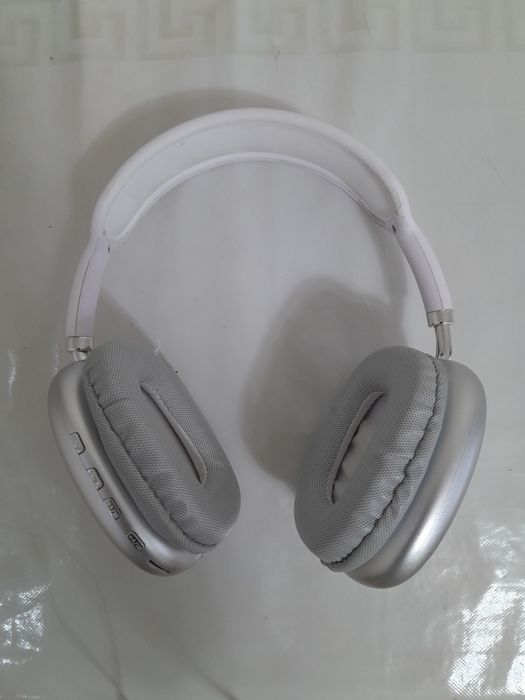 Наушник без проводной