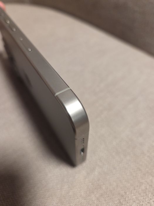 iPhone 15 Pro 256GB Natural Titanium