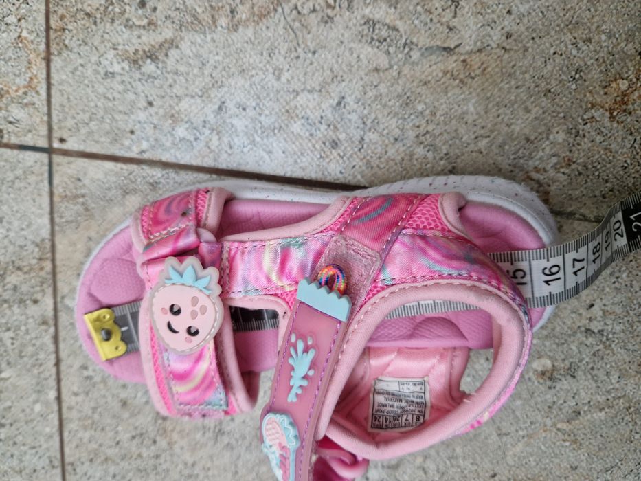 Sandale Skechers nr 24