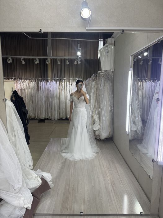 Свадебное платье