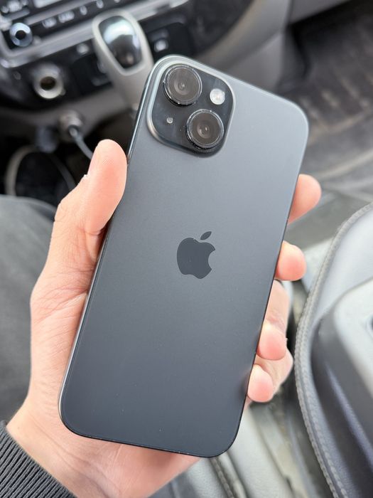 Продам 15 айфон Срочно!