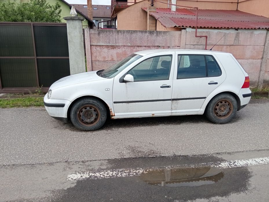 Vw golf 4  1.4 16 v pt dezmembrat