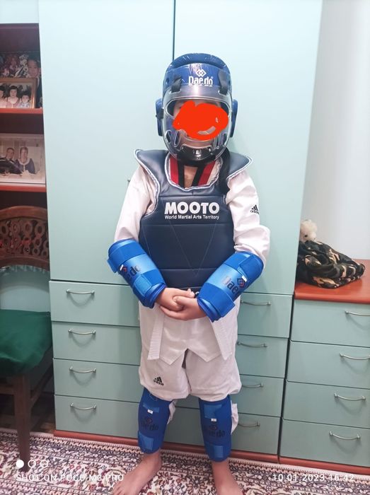 Спортивный костюм