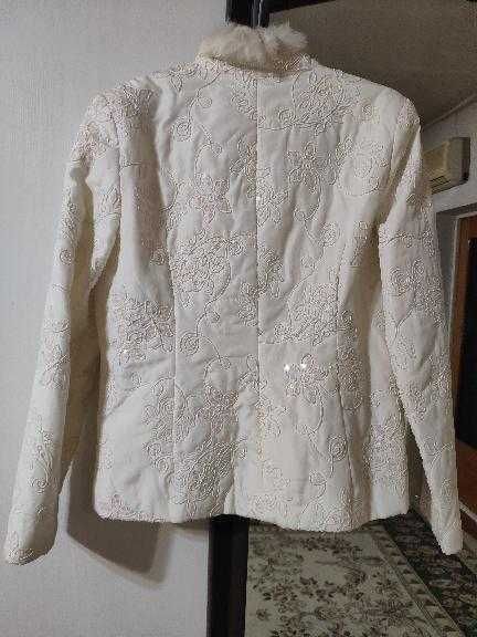 женская куртка демисезонная