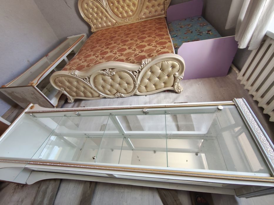Мебель на продажу