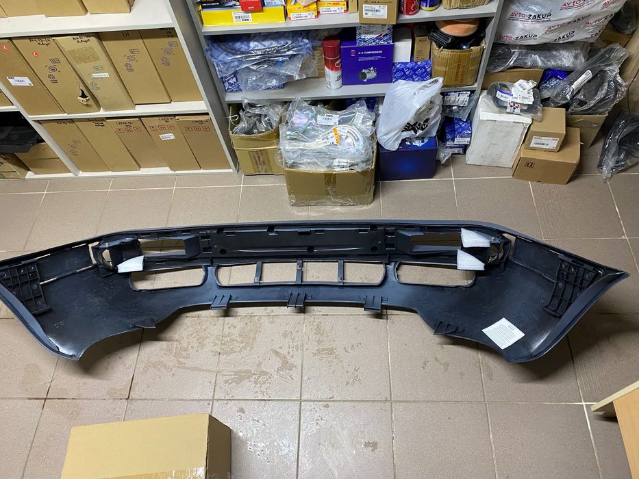 Бампер передний Audi 80 B4 Ауди Б4