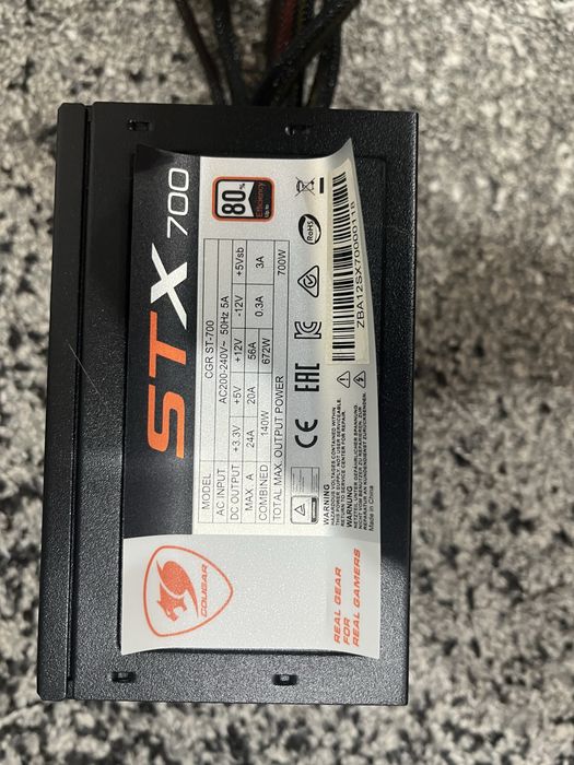 Блок питания Cougar STX750