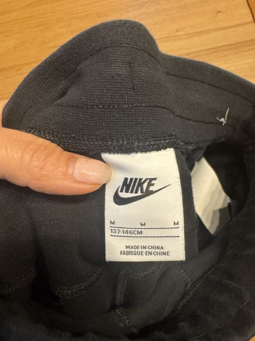 Детски панталон Nike tech fleece размер  137-146 см