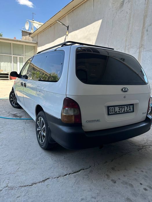 Kia Carnival Sotiladi 1998yil