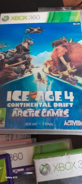 Продаются детские игры.