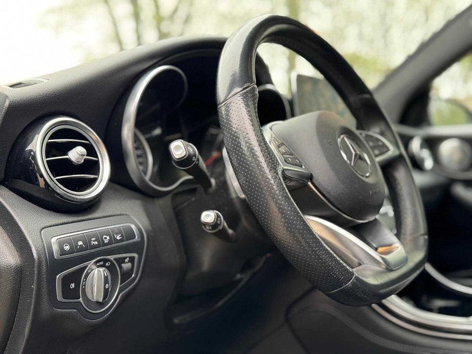 Mercedes-Benz GLC / Coupe / pachet AMG / 4Matic / Burmester / Distronic Plus
