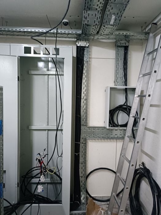 Электрик . Электромонтажные работы.