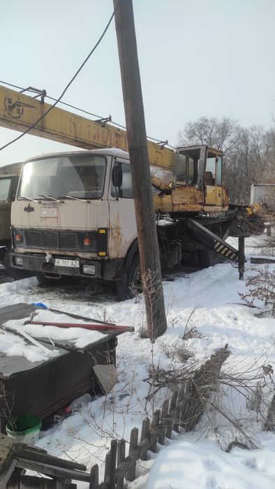 Продам авто кран маз