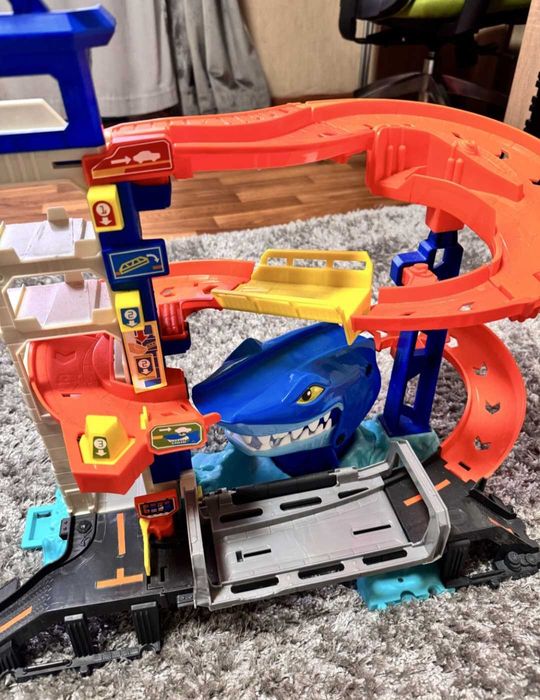 Hot wheels писта